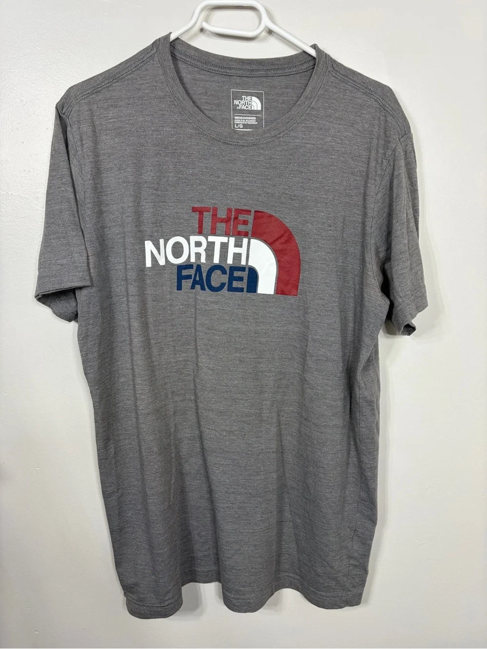The North Face Men's Grey Graphic T-Shirt Red White Blue Logo Size Large